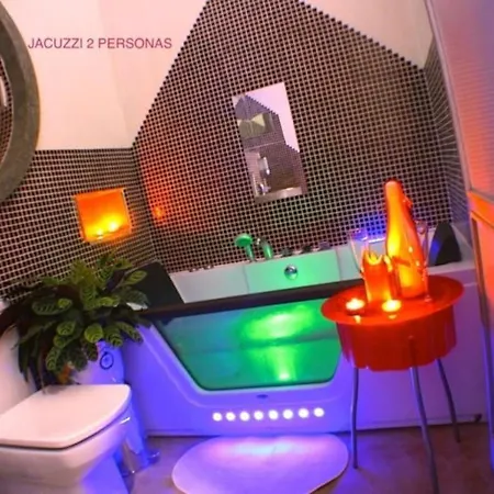 Zentral Club Proton-jacuzzi