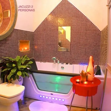 Zentral Club Proton-jacuzzi